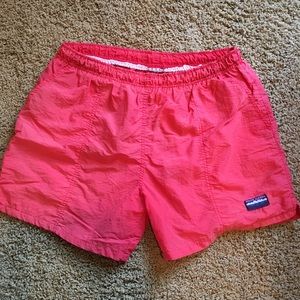 White Sierra L/XL Shorts